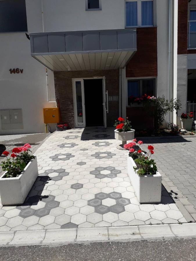 Studio Apartman Dani Баня-Ковиляча Экстерьер фото